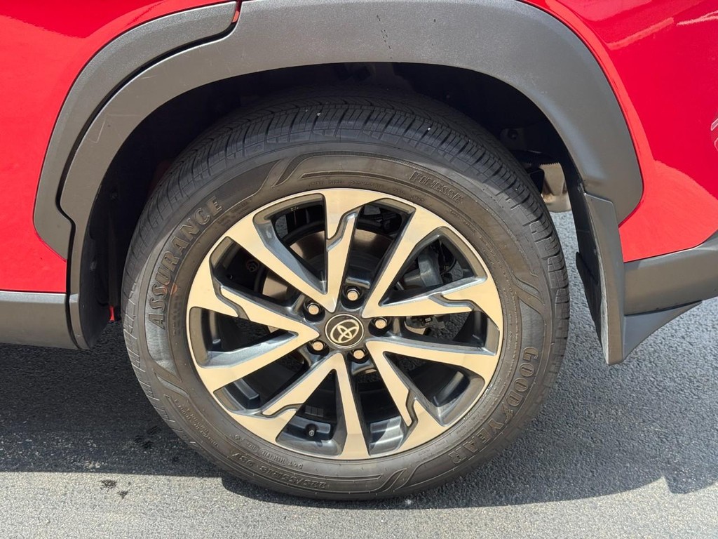 Toyota Corolla Cross Vehicle Image 8
