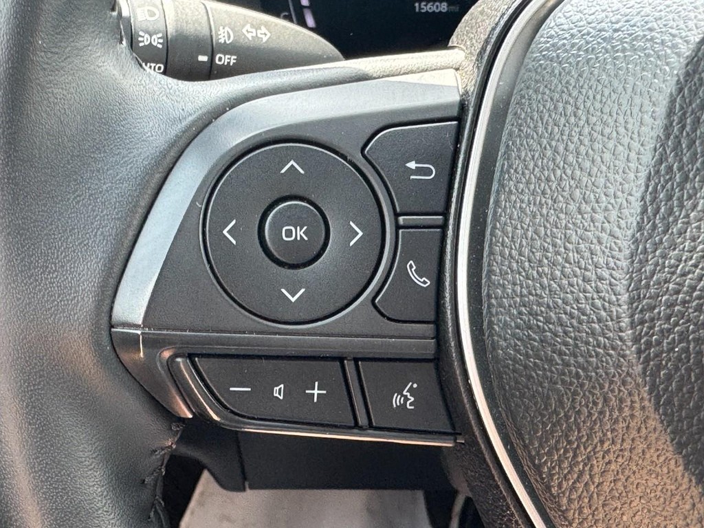 Toyota Corolla Cross Vehicle Image 17