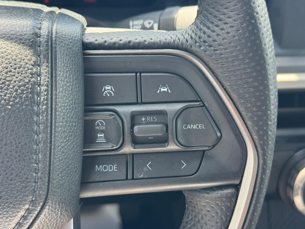 Toyota Tacoma 4WD Vehicle Image 17