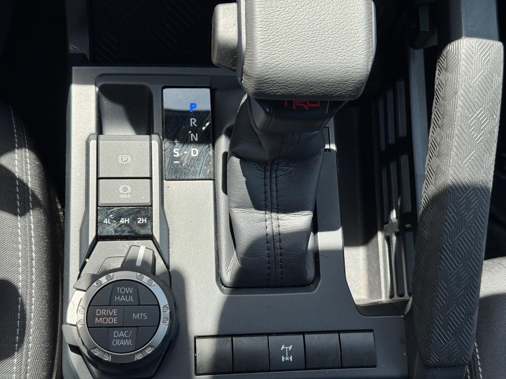Toyota Tacoma 4WD Vehicle Image 20