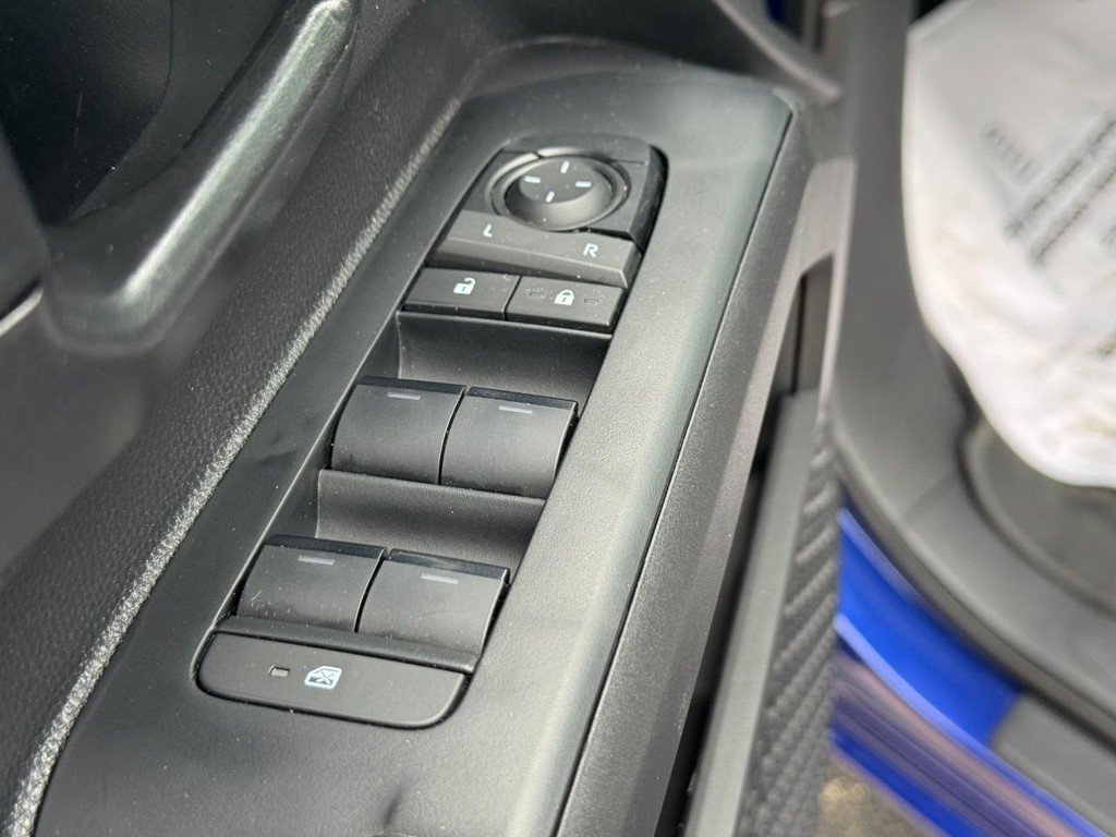 Toyota Tacoma 4WD Vehicle Image 15