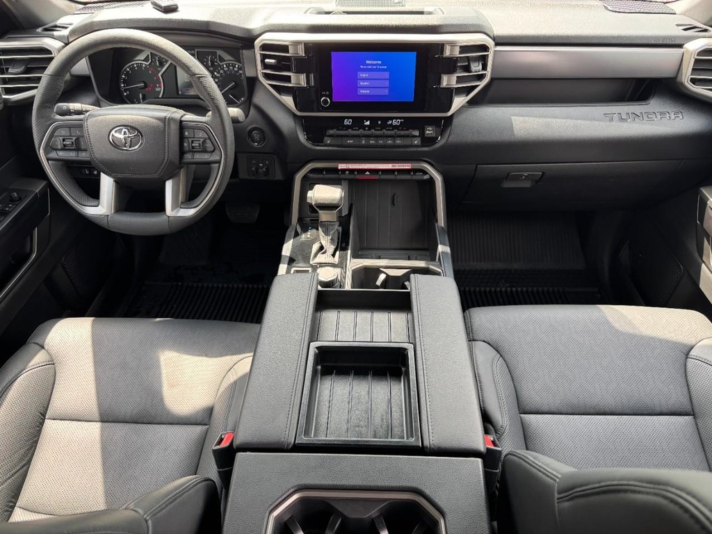 Toyota Tundra 4WD Vehicle Image 12