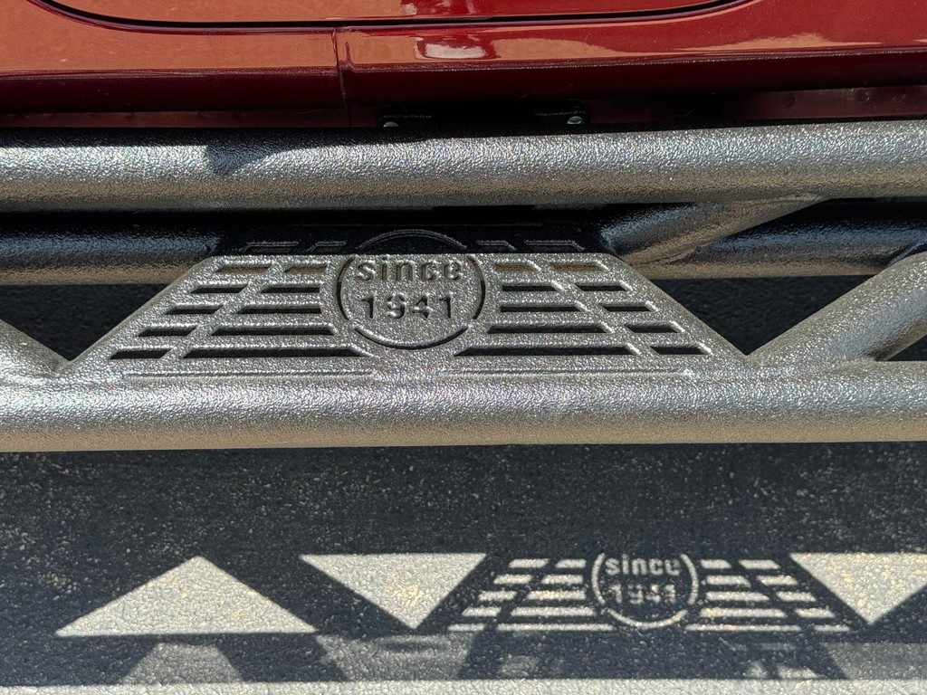Jeep Gladiator Vehicle Image 11