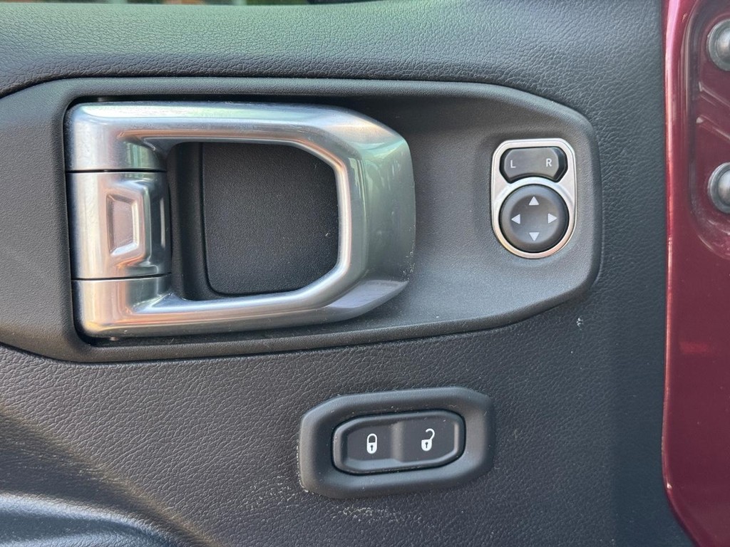 Jeep Gladiator Vehicle Image 19