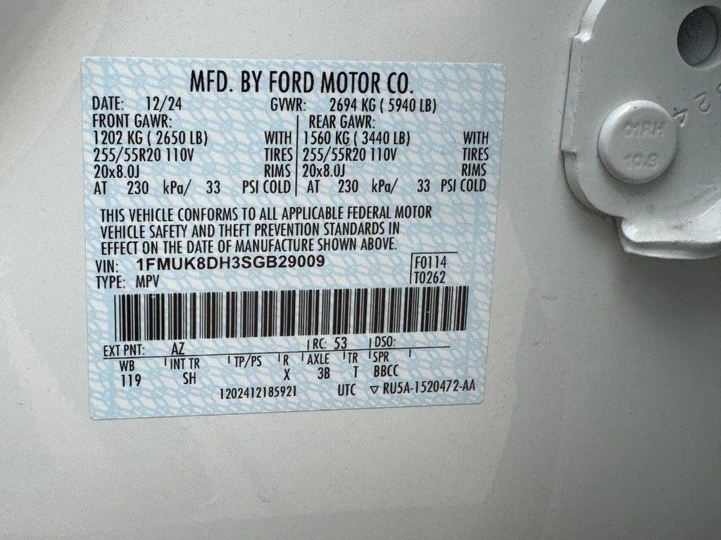 Ford Explorer Vehicle Image 23