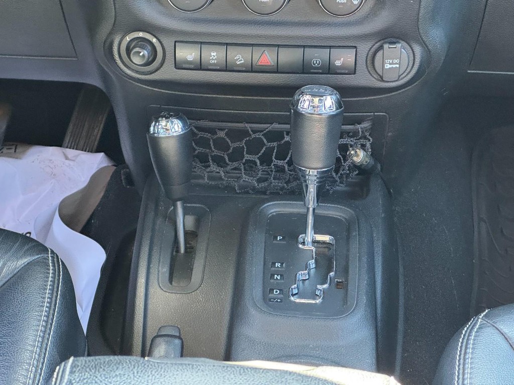 Jeep Wrangler Unlimited Vehicle Image 13