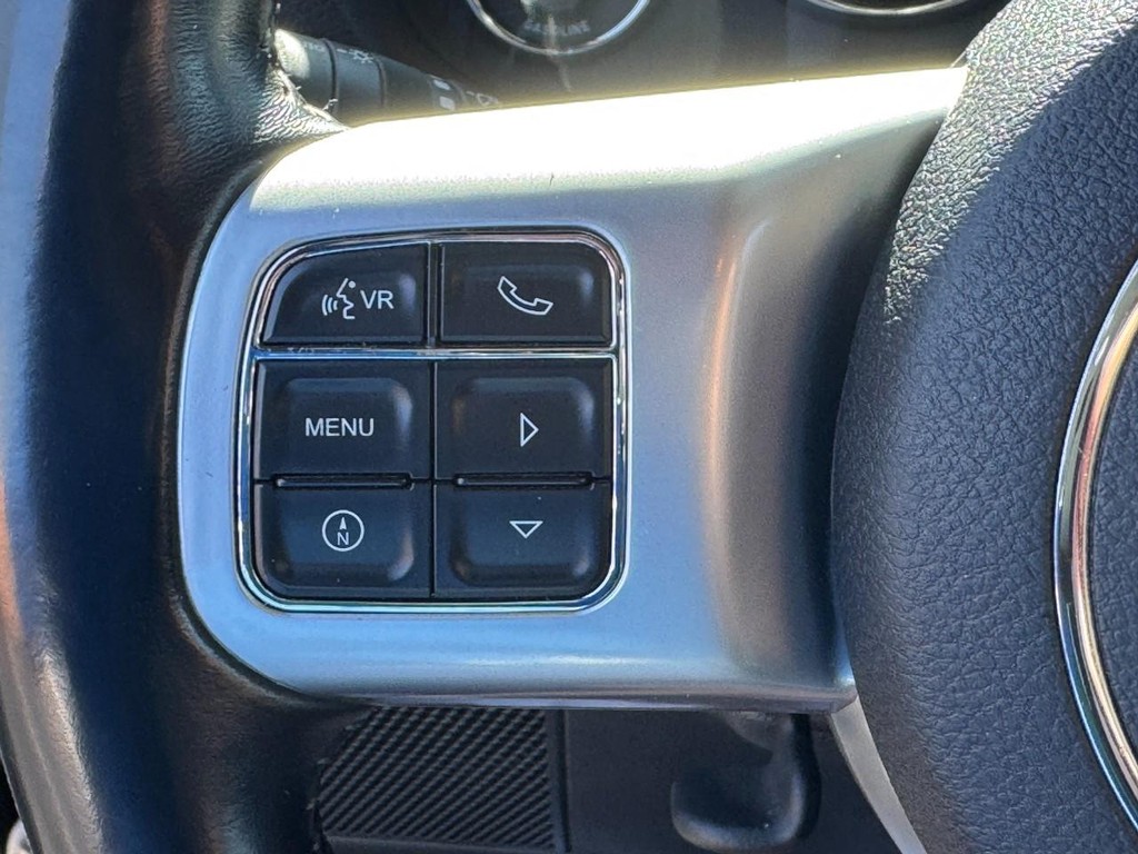 Jeep Wrangler Unlimited Vehicle Image 16