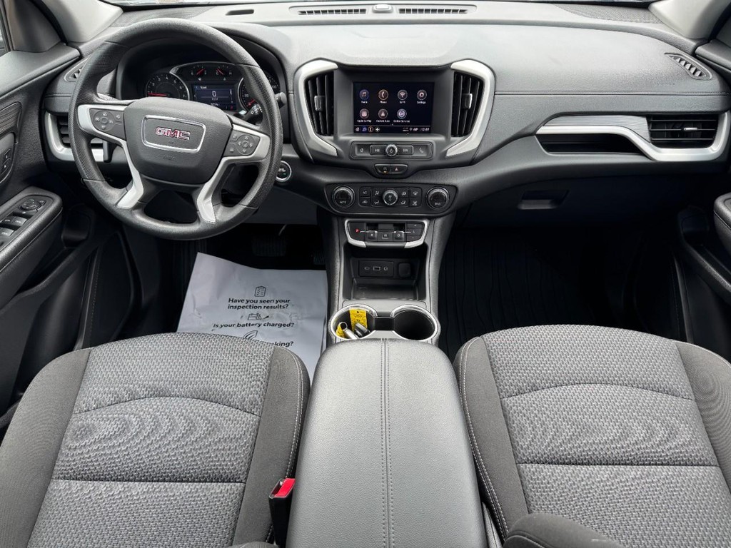 GMC Terrain Vehicle Image 6