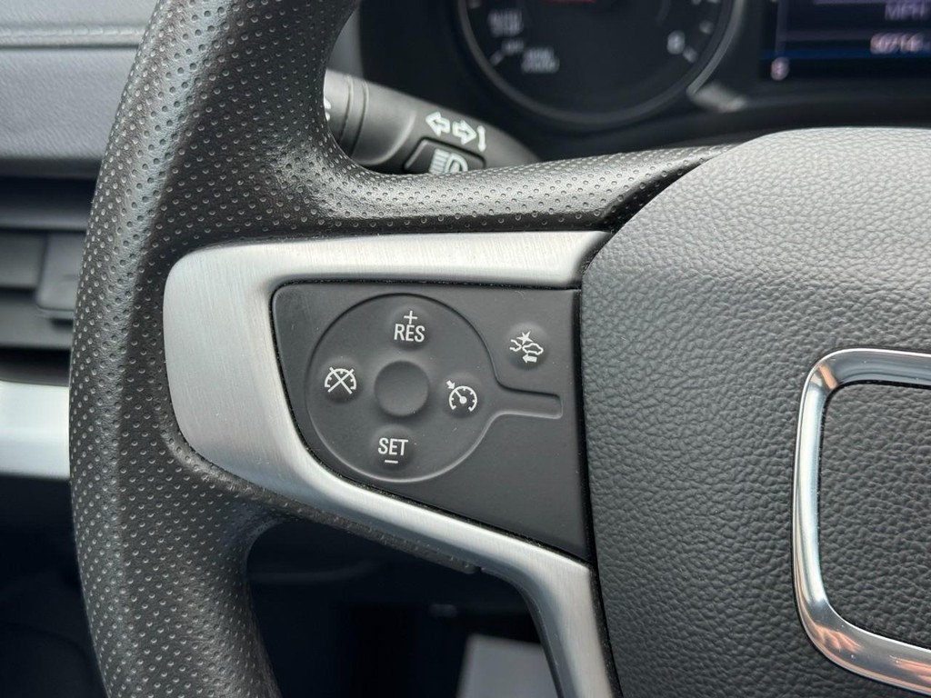 GMC Terrain Vehicle Image 11
