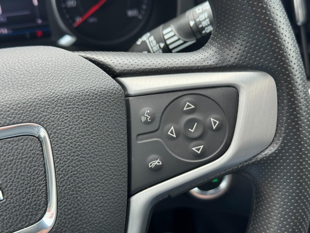 GMC Terrain Vehicle Image 12