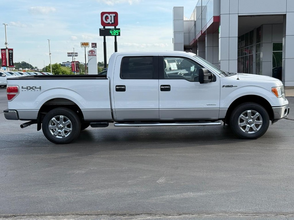 Ford F-150 Vehicle Full-screen Gallery Image 02