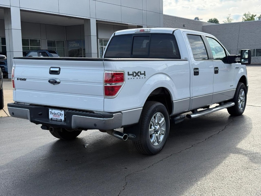 Ford F-150 Vehicle Full-screen Gallery Image 03