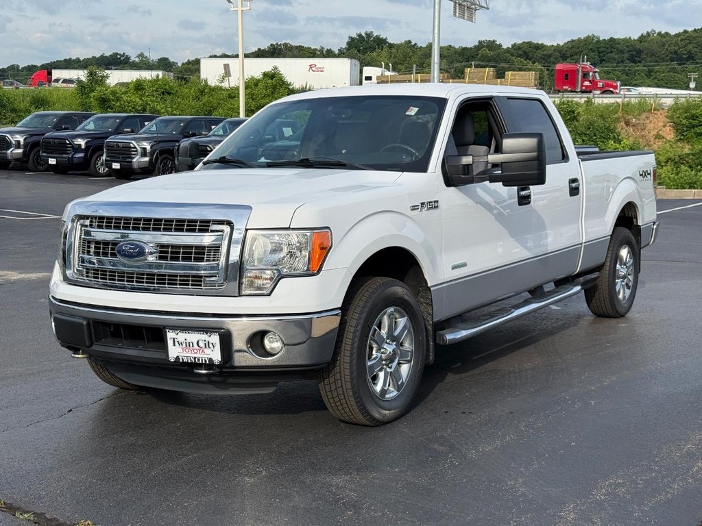 Ford F-150 Vehicle Full-screen Gallery Image 10