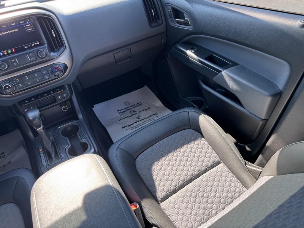 Chevrolet Colorado Vehicle Image 15