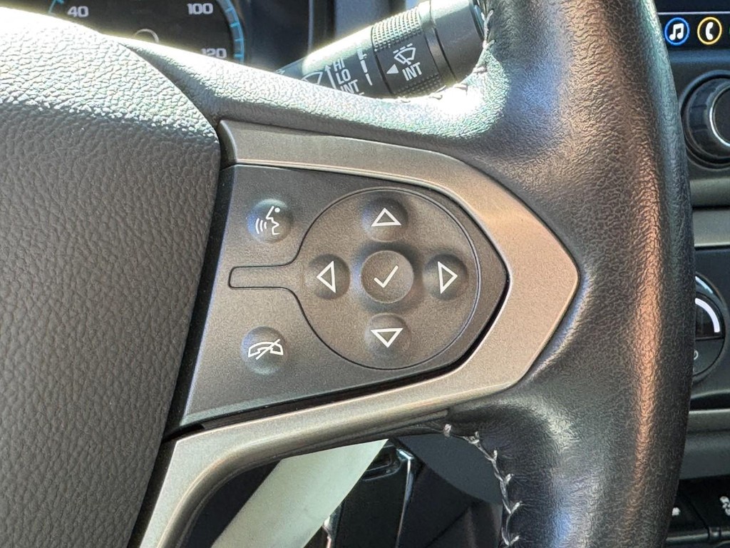 Chevrolet Colorado Vehicle Image 18
