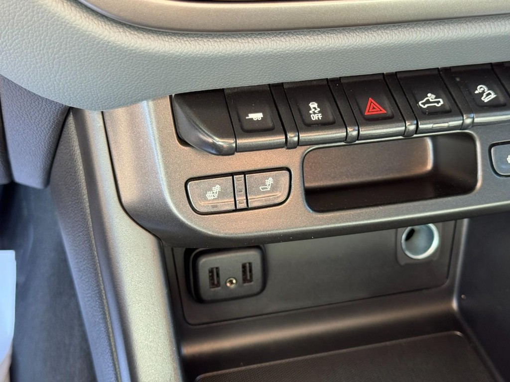 Chevrolet Colorado Vehicle Image 21