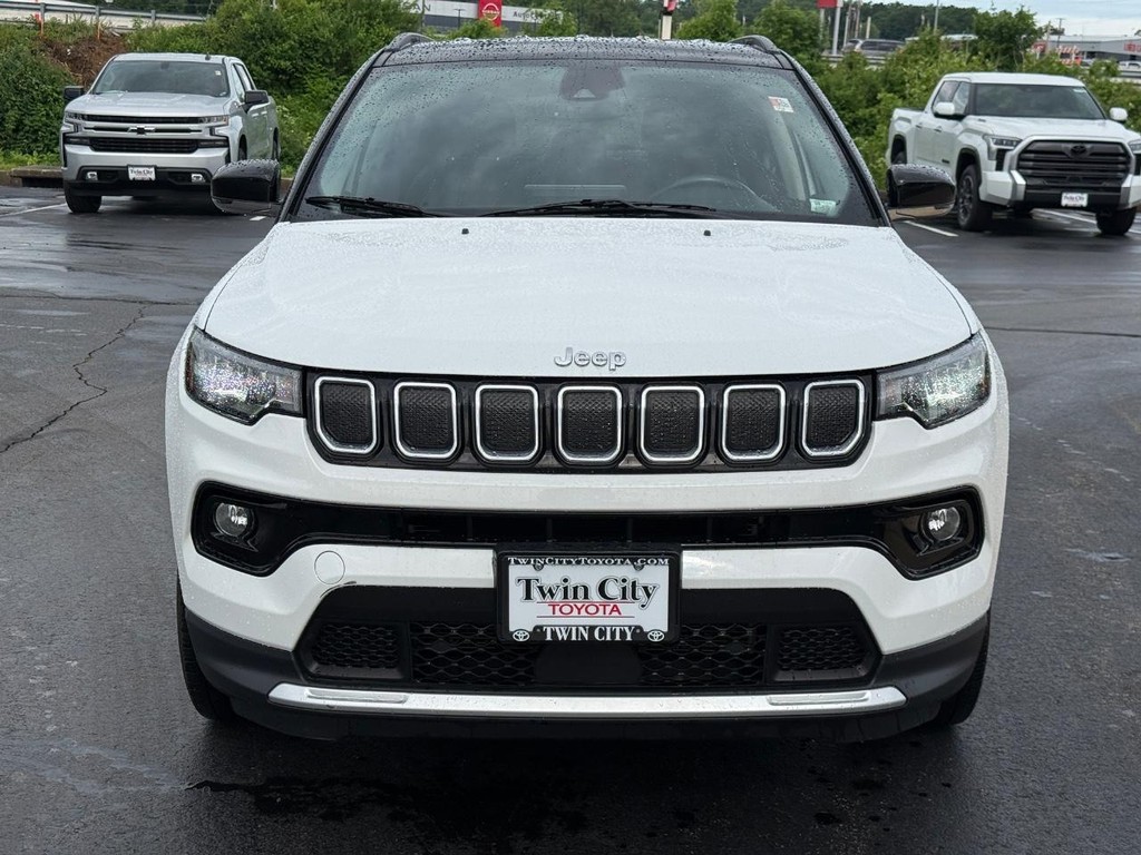 Jeep Compass Vehicle Image 10