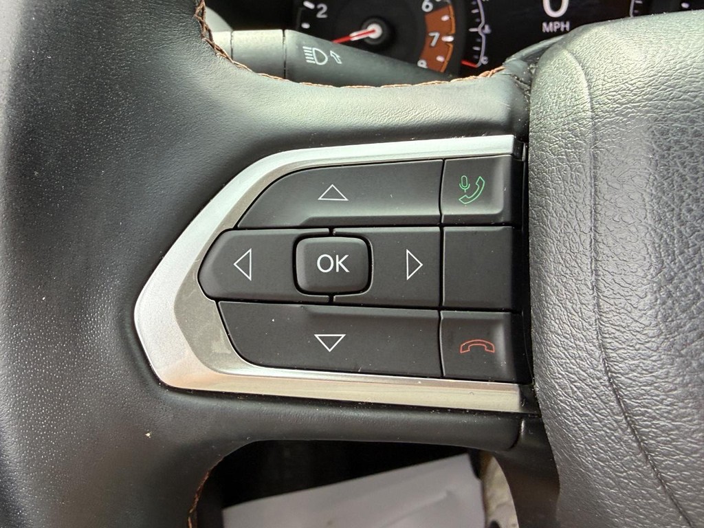 Jeep Compass Vehicle Image 19