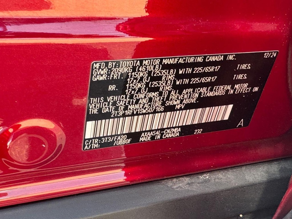 Toyota RAV4 Vehicle Image 24