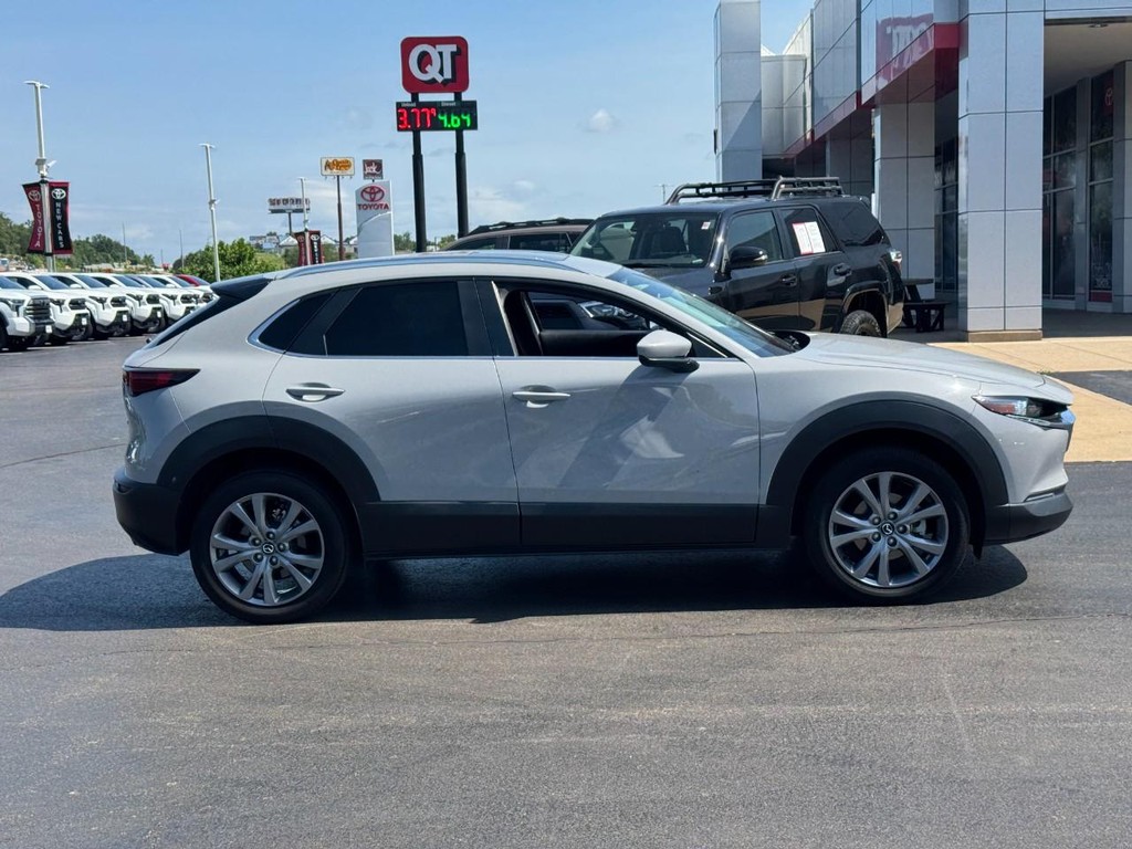 Mazda CX-30 Vehicle Image 2