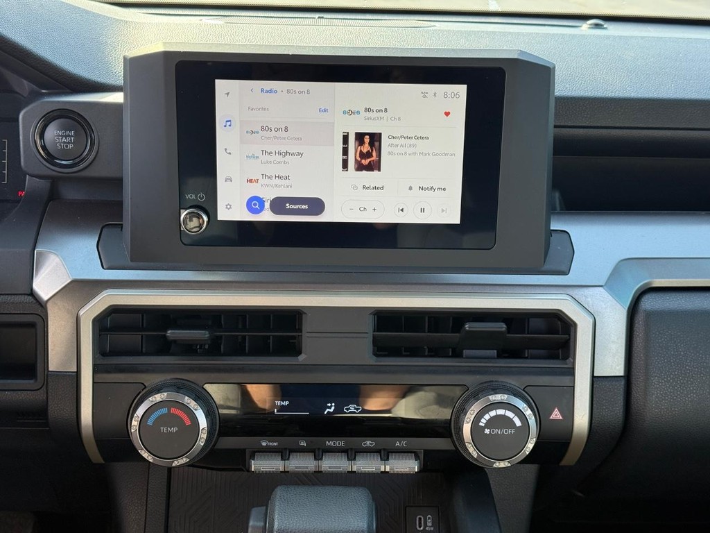 Toyota Tacoma 4WD Vehicle Image 14