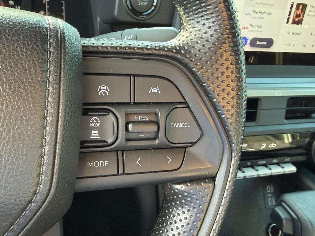 Toyota Tacoma 4WD Vehicle Image 19