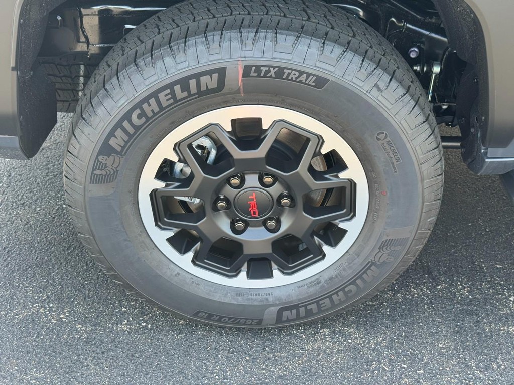 Toyota 4Runner Vehicle Image 4