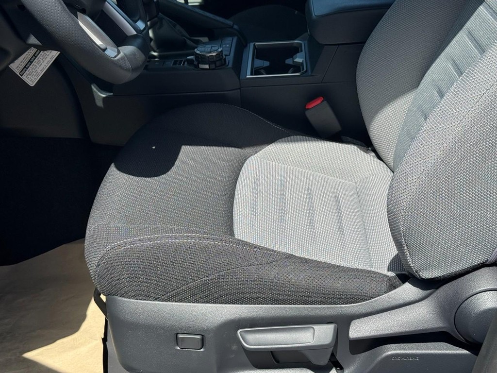 Toyota 4Runner Vehicle Image 14
