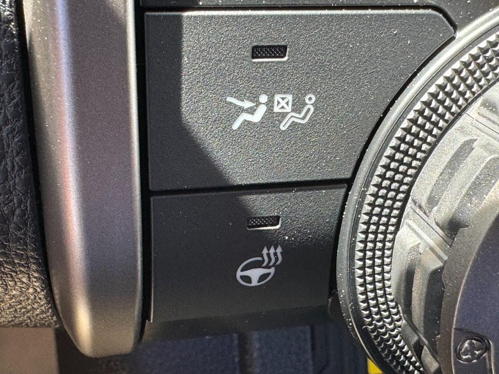 Toyota 4Runner Vehicle Image 18
