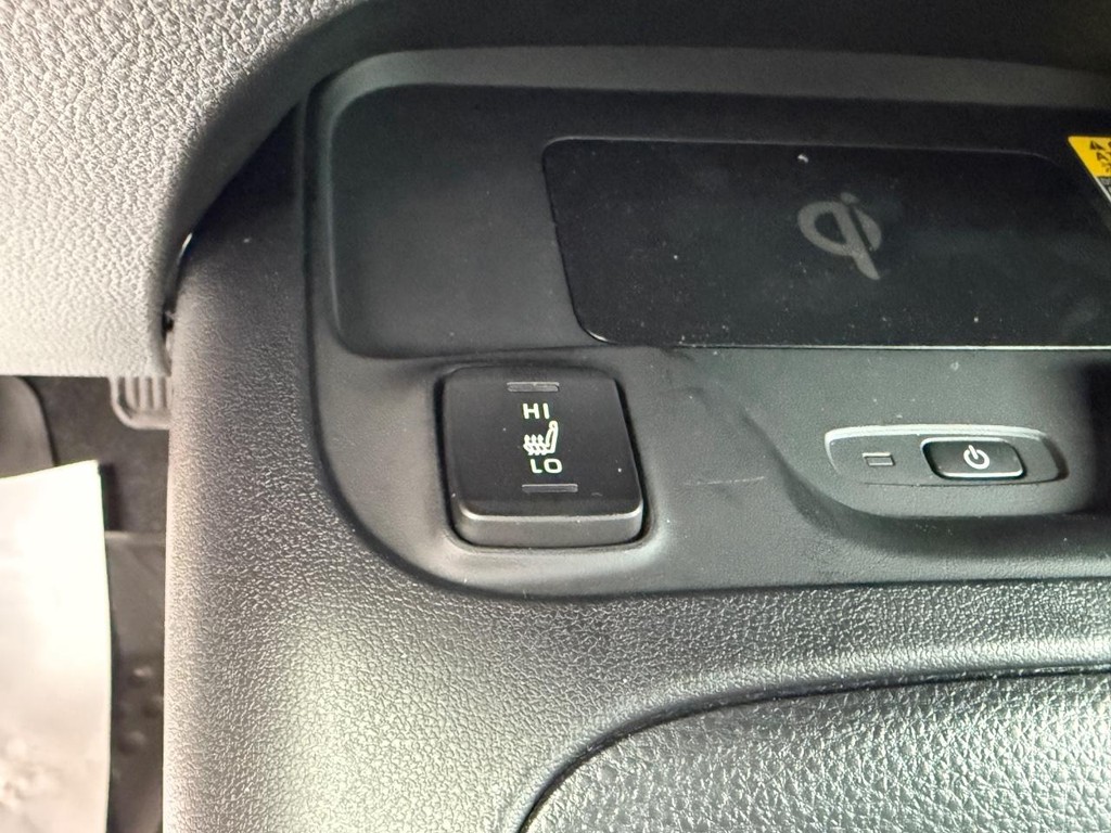 Toyota Corolla Vehicle Image 17