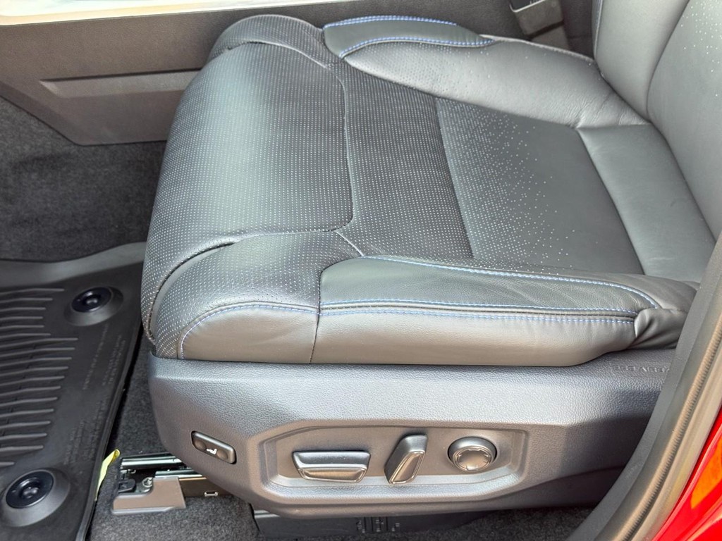 Toyota Tundra 4WD Vehicle Image 20