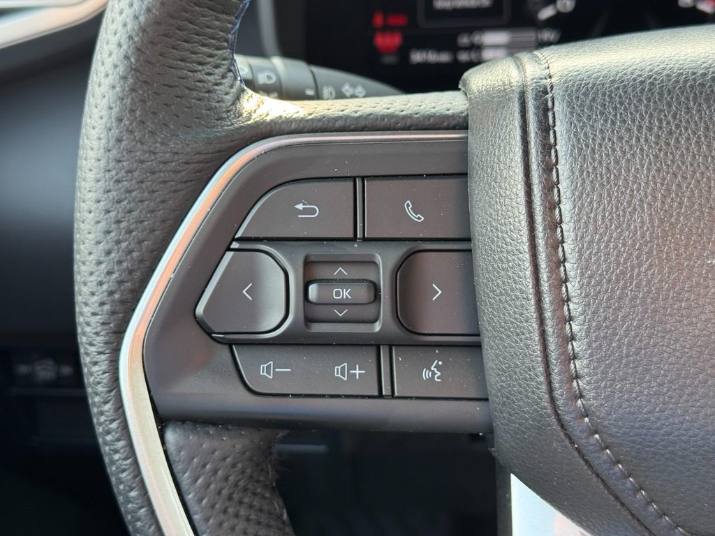 Toyota Tundra 4WD Vehicle Image 22