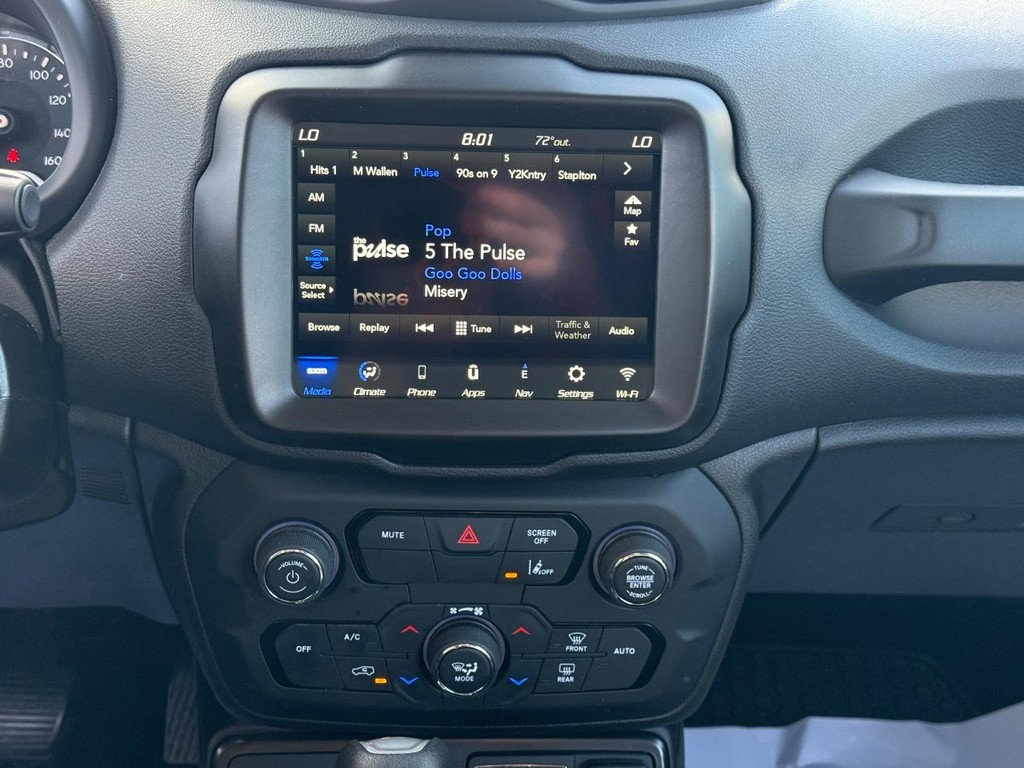 Jeep Renegade Vehicle Image 13