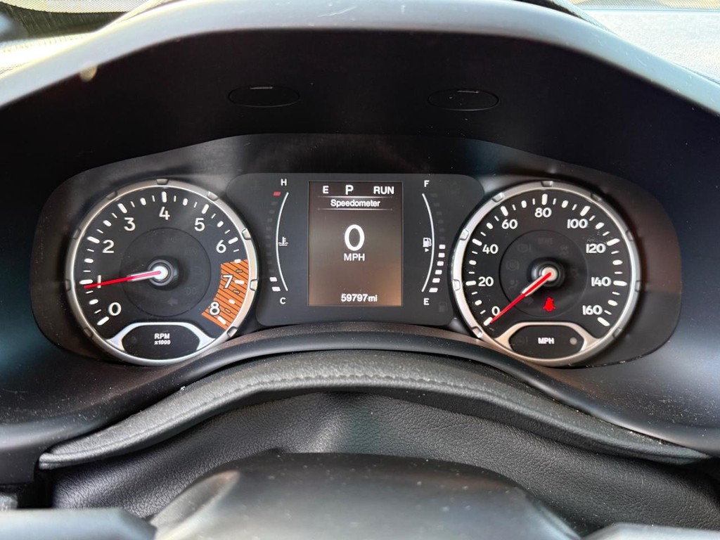 Jeep Renegade Vehicle Image 19