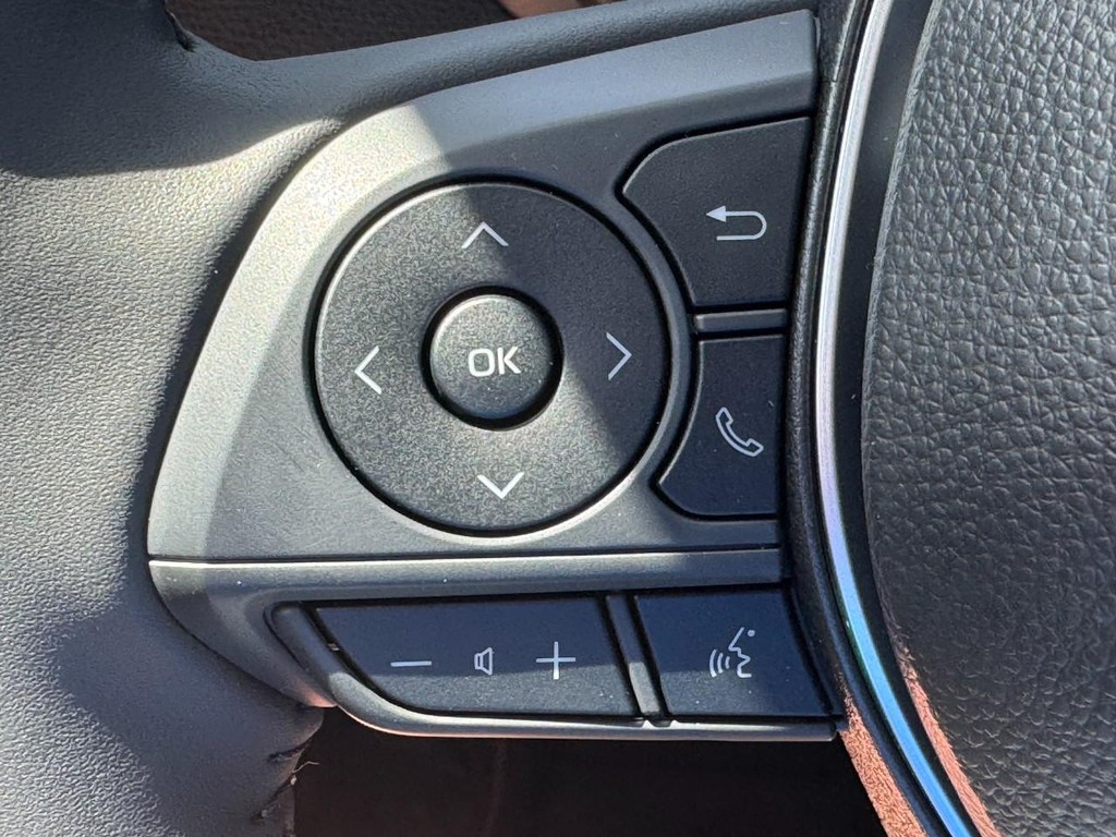 Toyota 4Runner Vehicle Image 13
