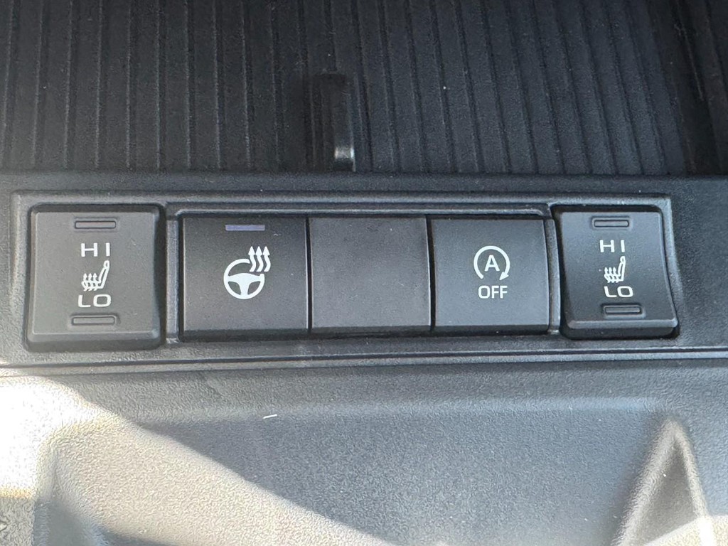 Toyota 4Runner Vehicle Image 16