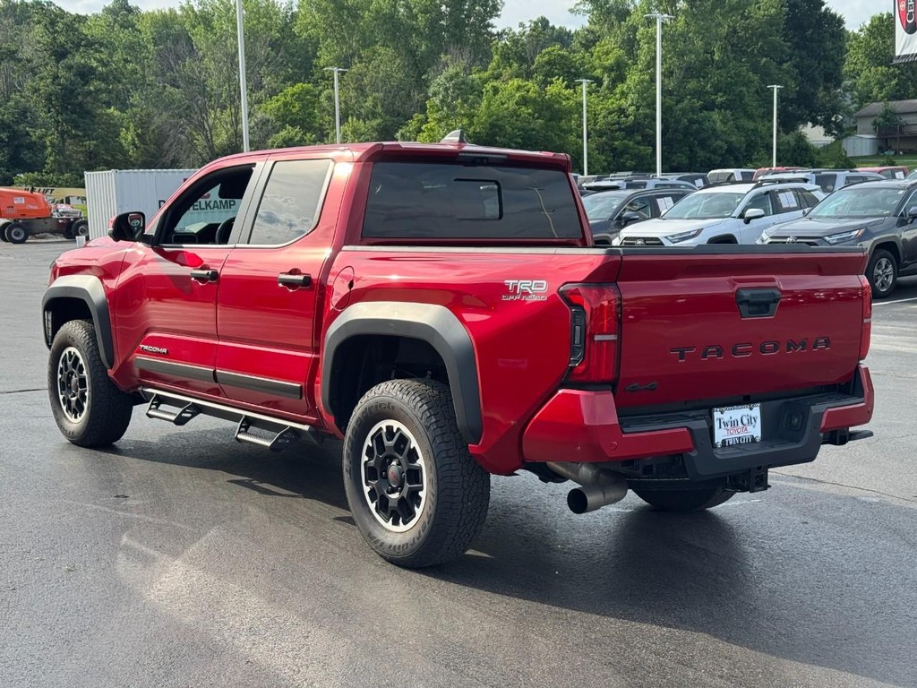 Toyota Tacoma 4WD Vehicle Image 6