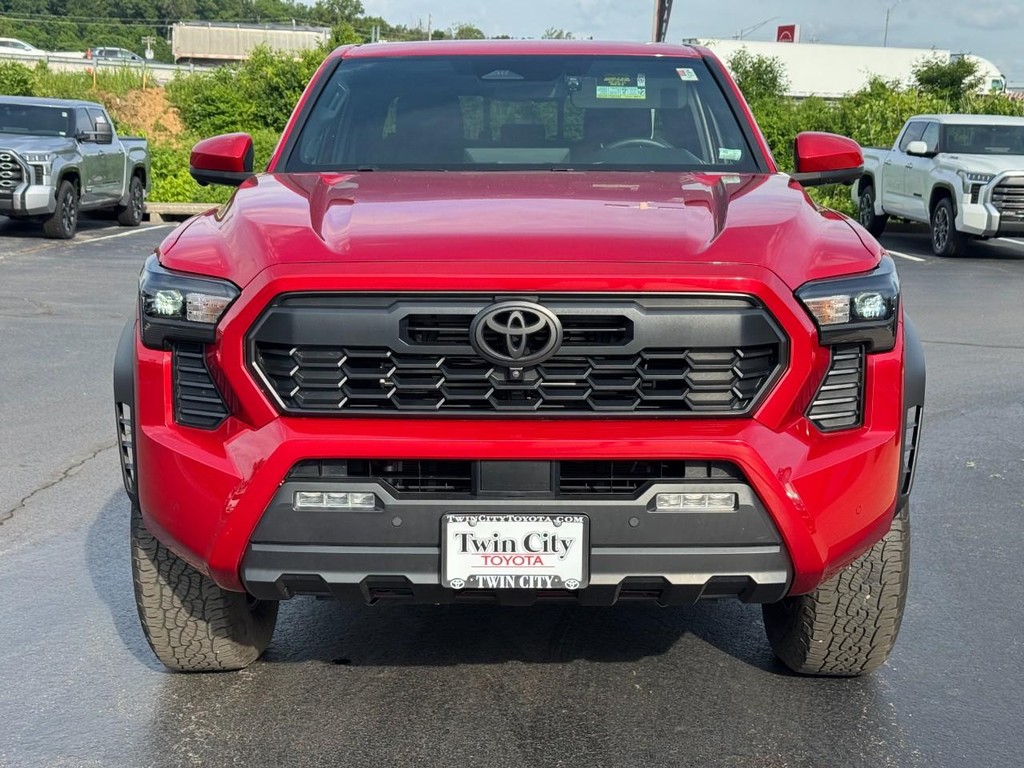 Toyota Tacoma 4WD Vehicle Image 9