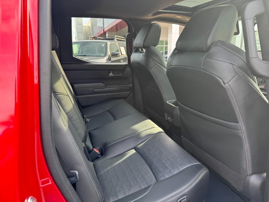 Toyota Tacoma 4WD Vehicle Image 10
