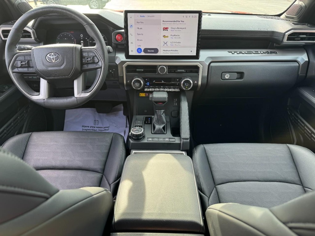 Toyota Tacoma 4WD Vehicle Image 11