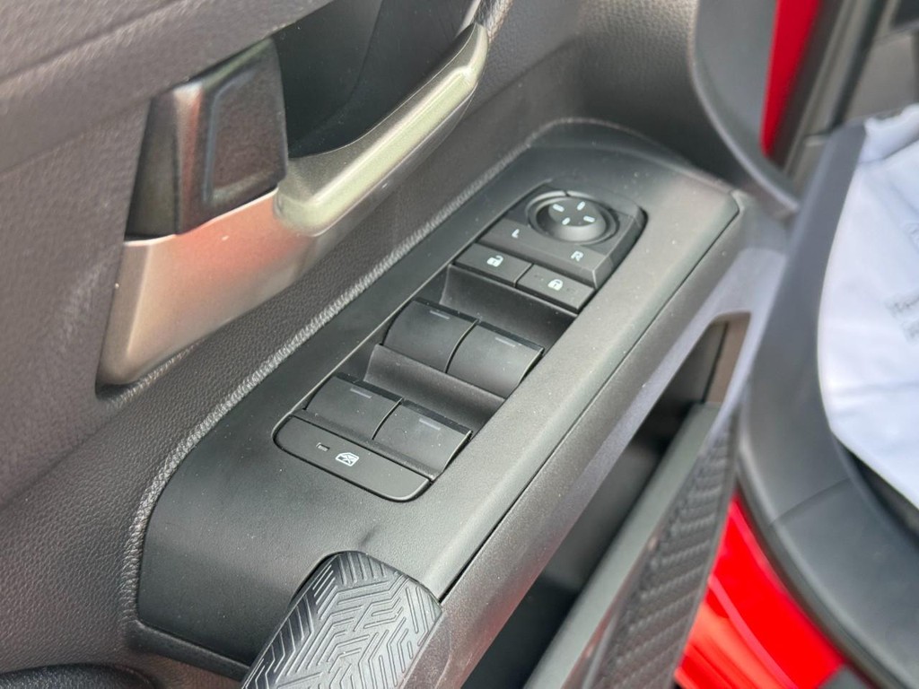 Toyota Tacoma 4WD Vehicle Image 15