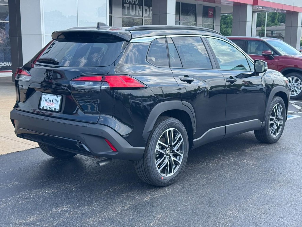 Toyota Corolla Cross Vehicle Image 3