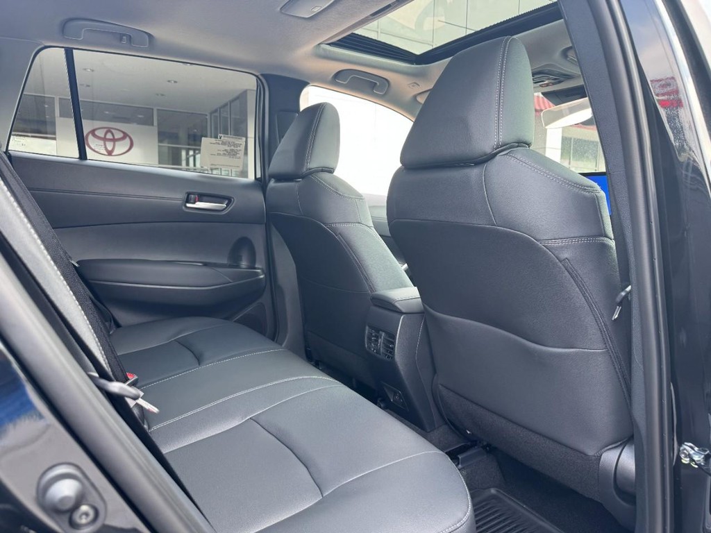 Toyota Corolla Cross Vehicle Image 6
