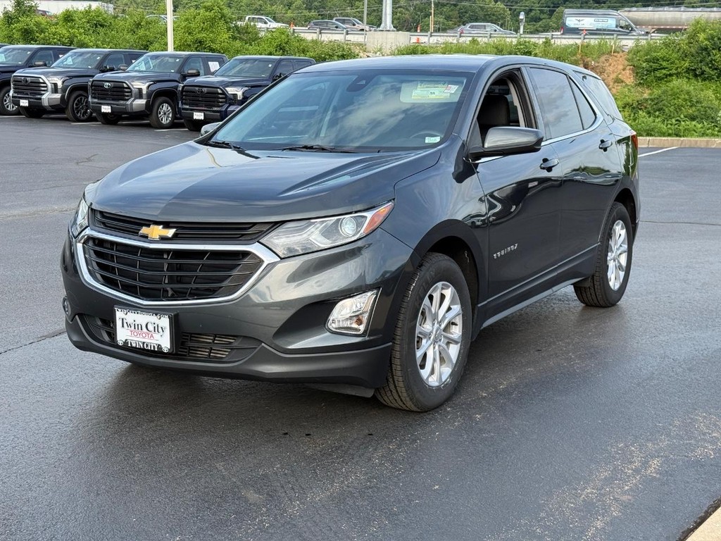 Chevrolet Equinox Vehicle Full-screen Gallery Image 09