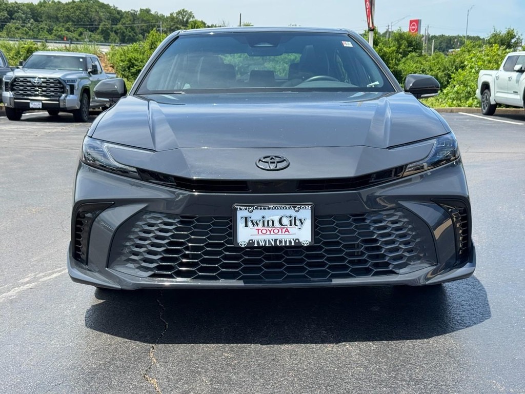 Toyota Camry Vehicle Image 10