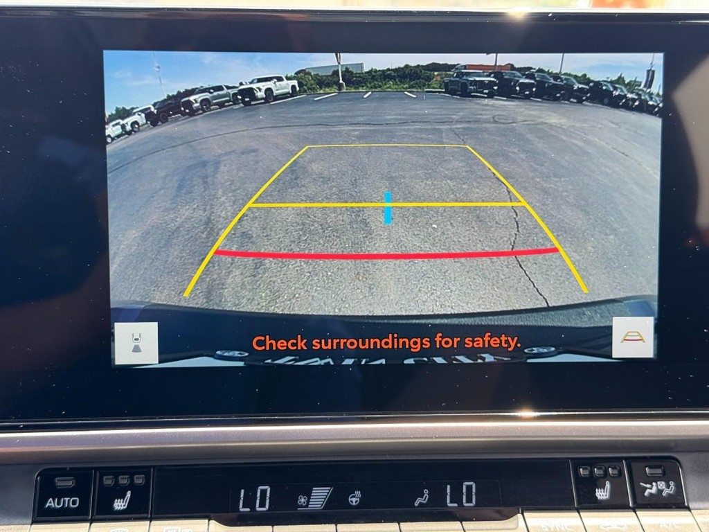 Toyota Camry Vehicle Image 26