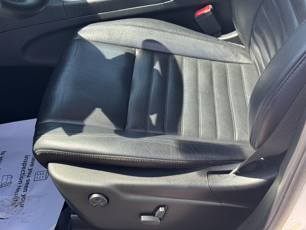 Jeep Grand Cherokee Vehicle Image 18