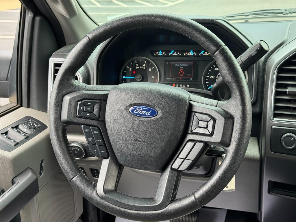 Ford F-150 Vehicle Image 13