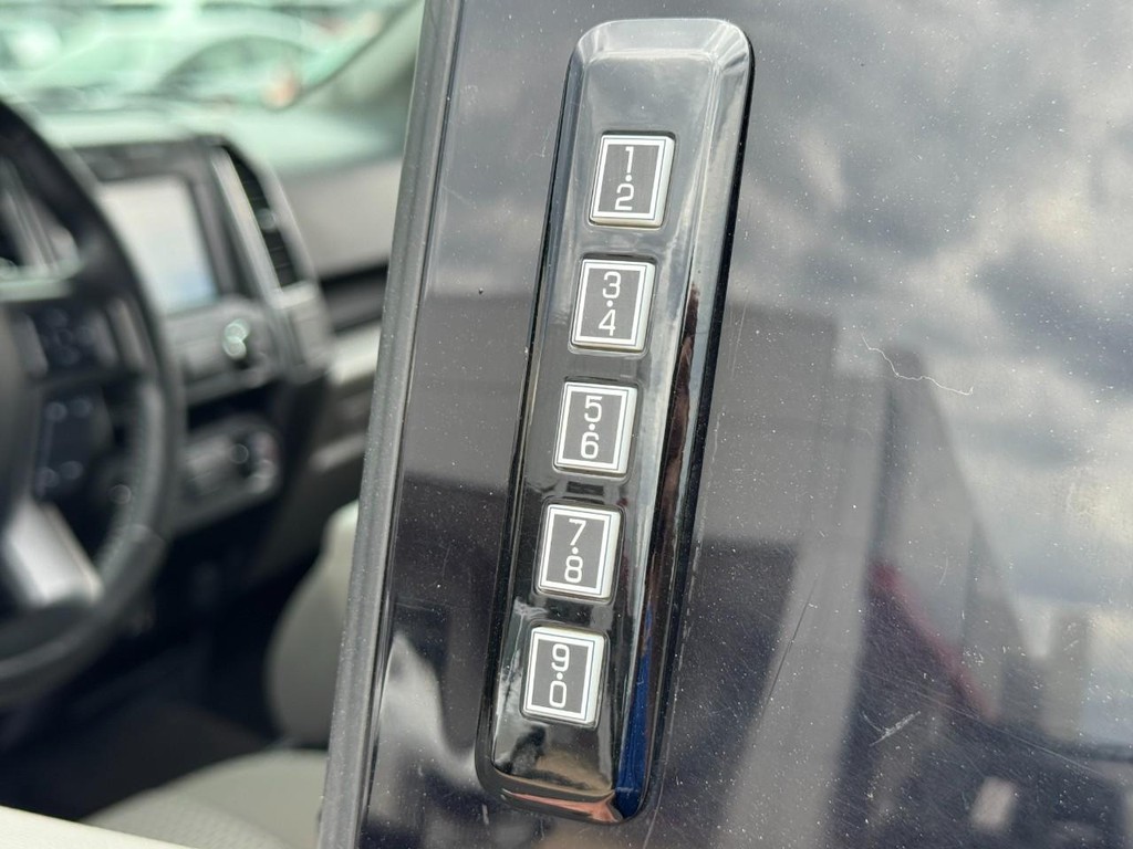 Ford F-150 Vehicle Image 15