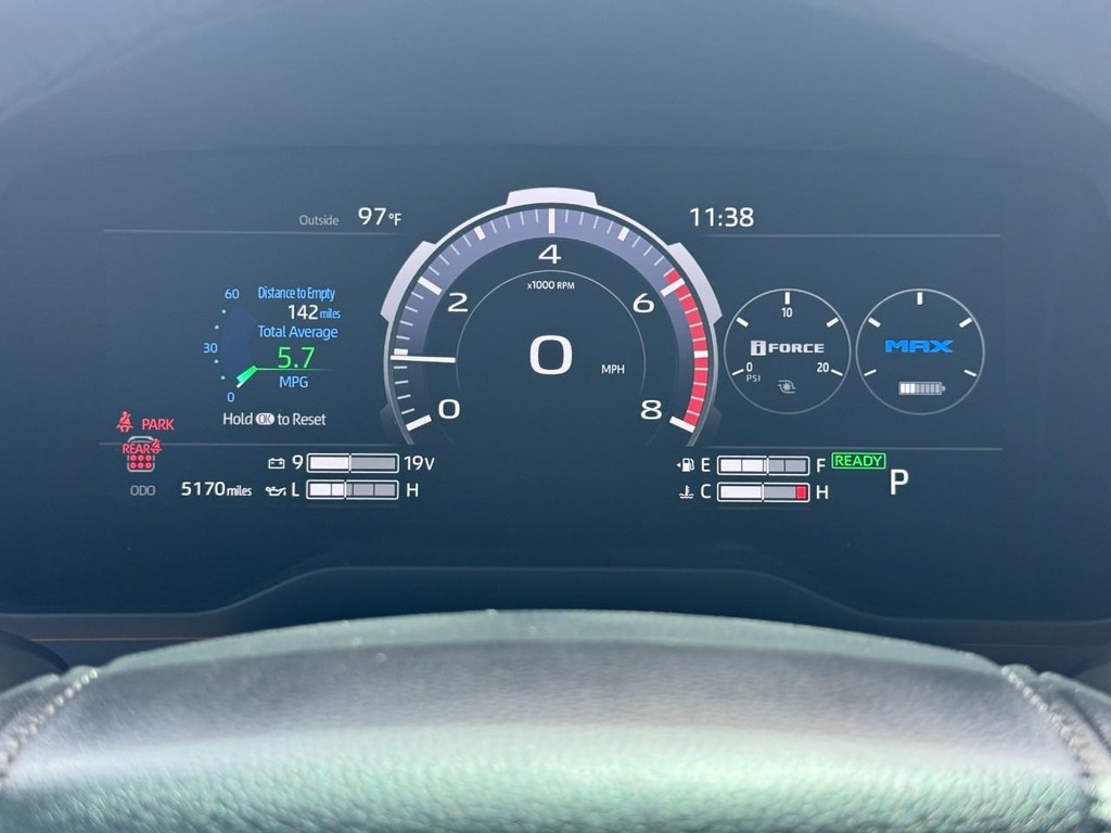 Toyota Sequoia Vehicle Image 27